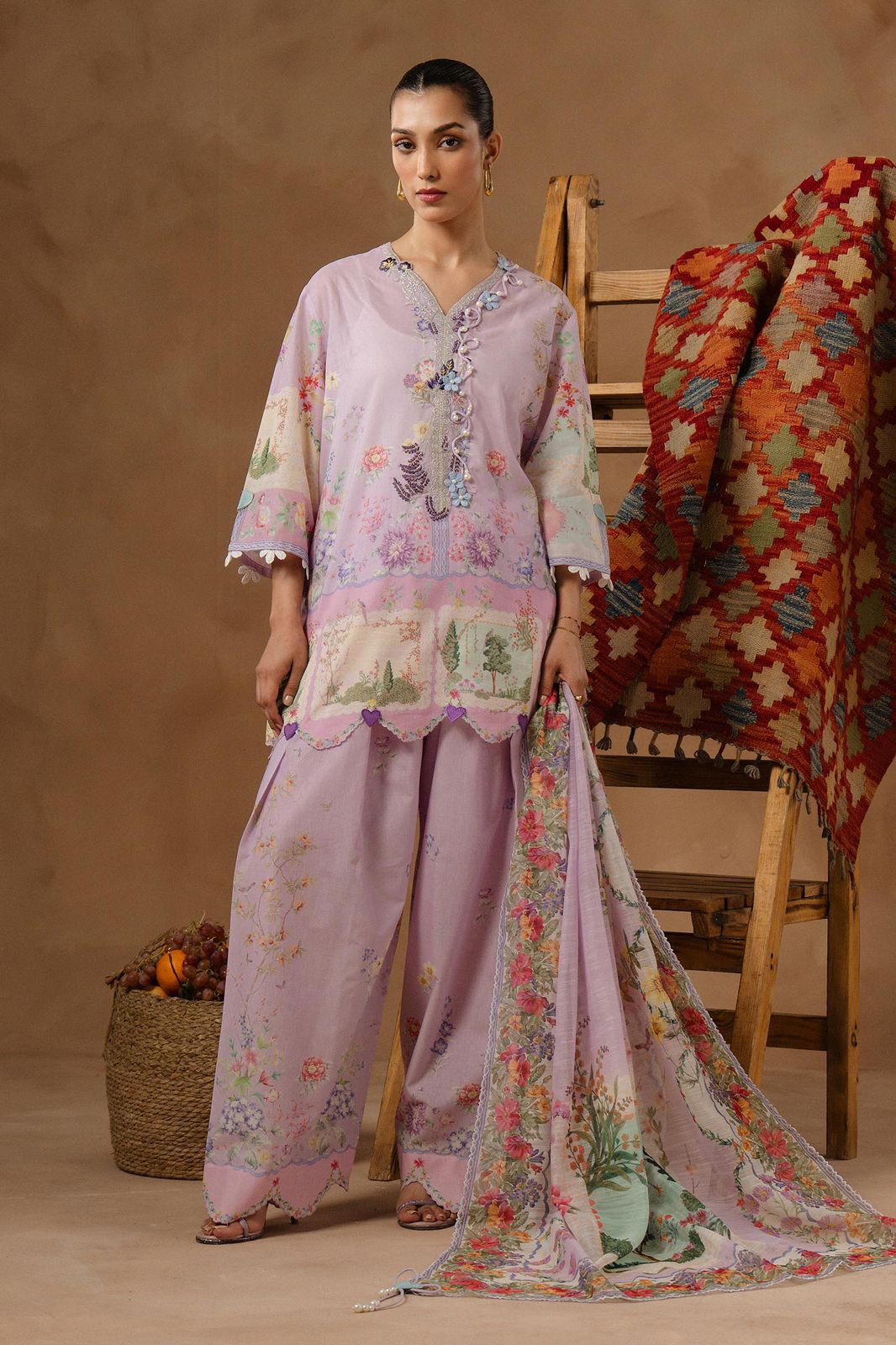 Sana Safinaz Lawn 3pc suite