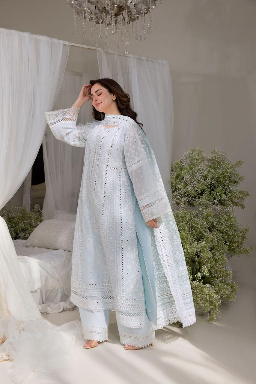 Embroided 3 Peice Lawn Suit